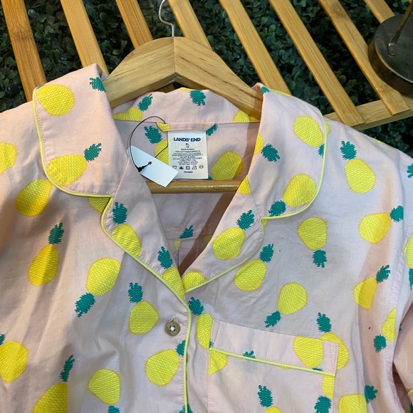 Lands End Cotton Popline Shirt. Size - XL ( Fit L- XXL) - Picture 3 of 7